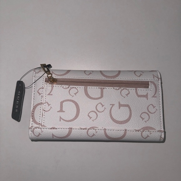 Guess wallet! - Picture 2 of 4